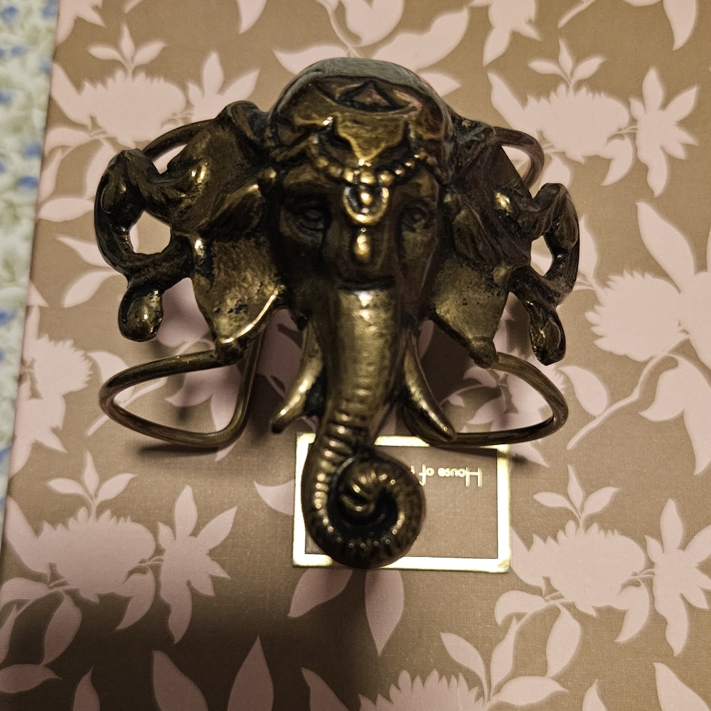 Elephant bracelet